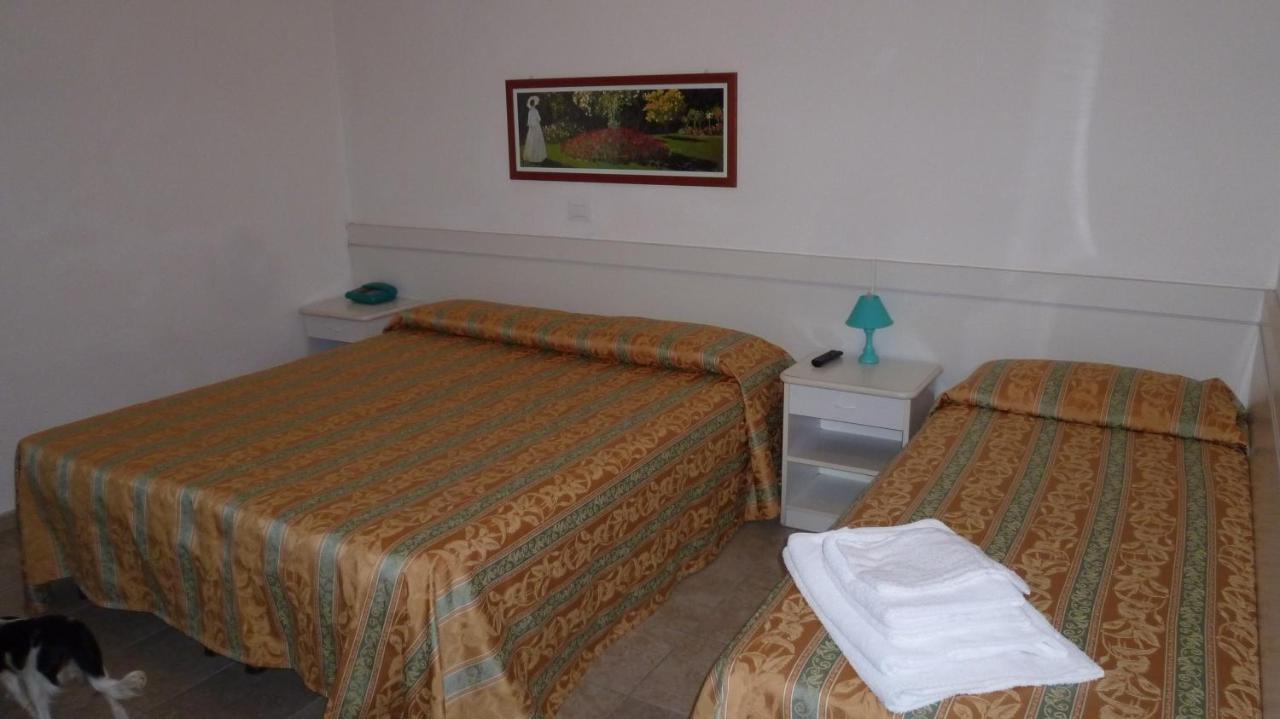 Hotel Zeus Lido Di Classe Room Only Phòng bức ảnh