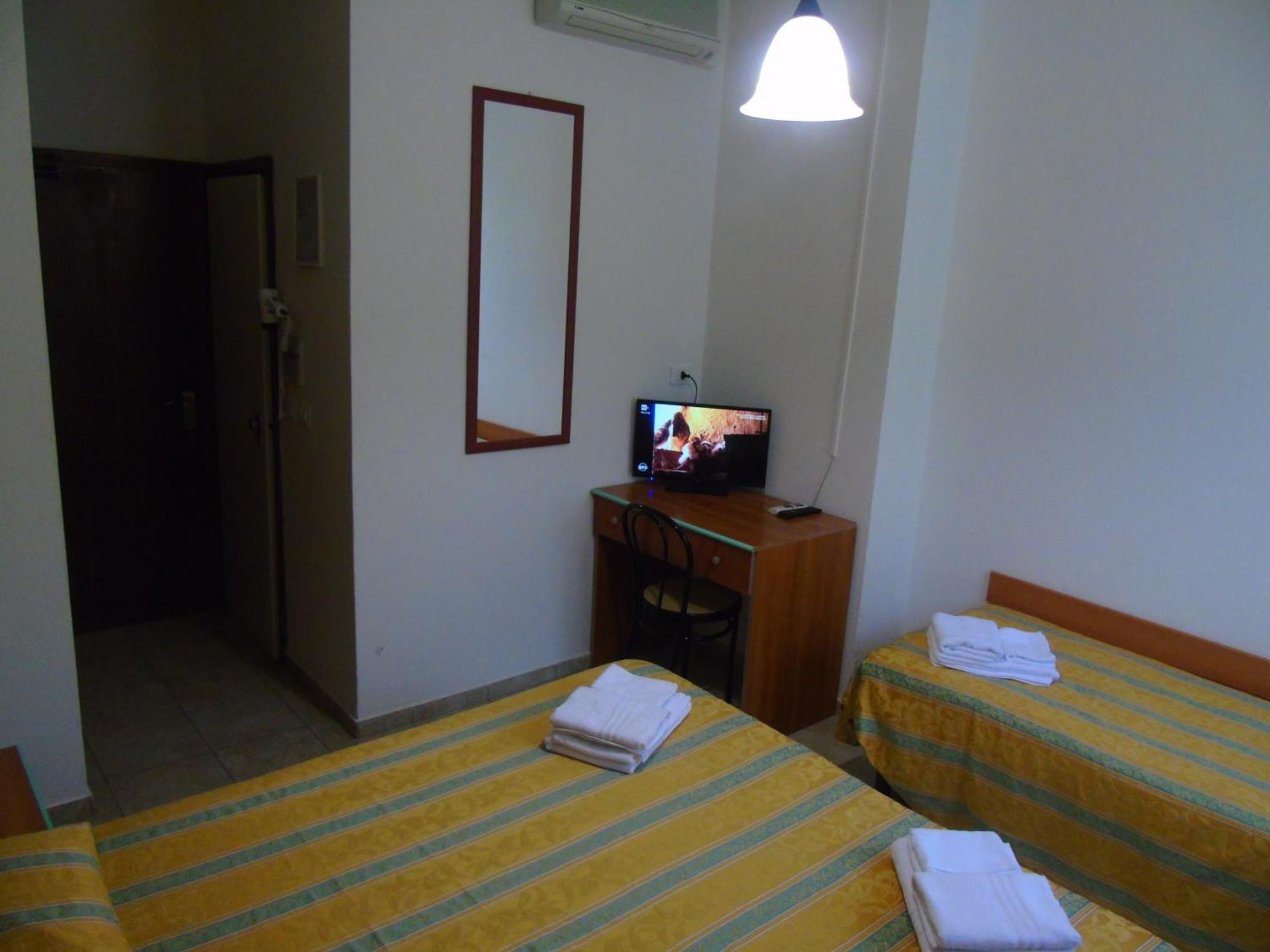 Hotel Zeus Lido Di Classe Room Only Ngoại thất bức ảnh